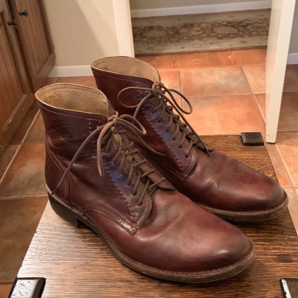 Frye lace up boots  Mens 11.5